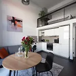 Loft Spacious Apartments In Prague