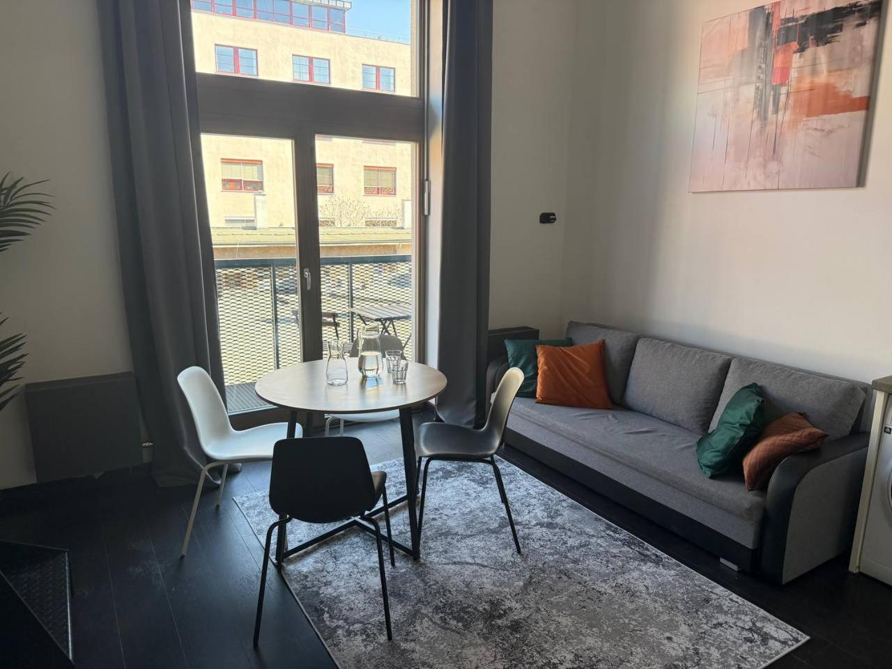 Loft Spacious In Appartamento Praga